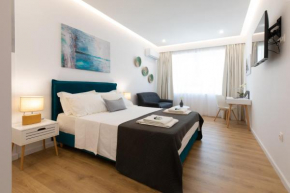 Minimal apartment in Plaka
